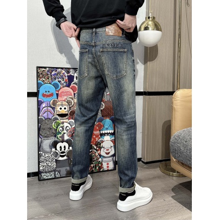 Louis Vuitton Jeans for Men in 173784