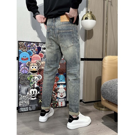 Louis Vuitton Jeans for Men in 173785