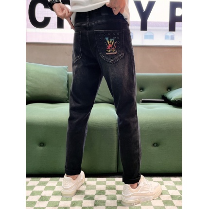 Louis Vuitton Jeans for Men in 173809