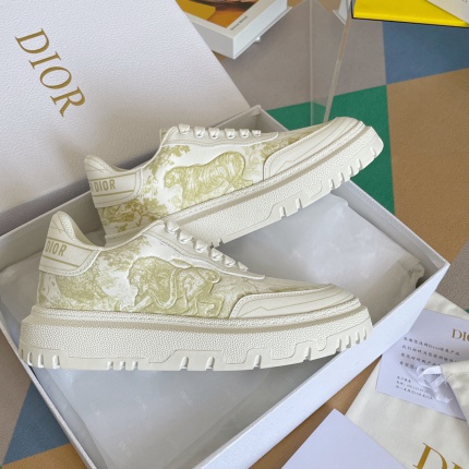 Dior Sneakers for Women in 173880