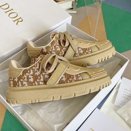 Dior Sneakers for Women in 173892