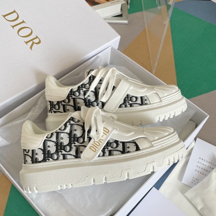 Dior Sneakers for Women in 173894