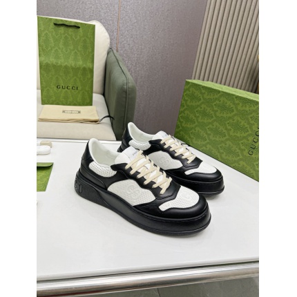 Gucci Sneakers For Women in 173907