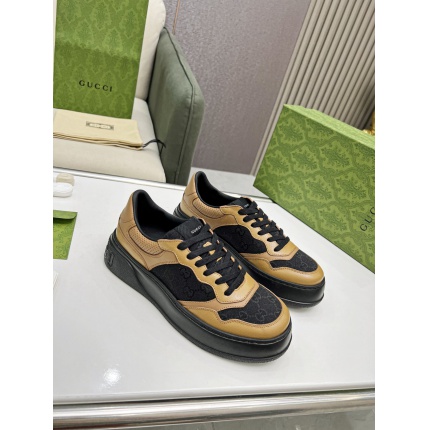 Gucci Sneakers For Women in 173909