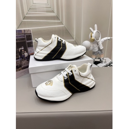 Versace Sneakers For Men in 173938