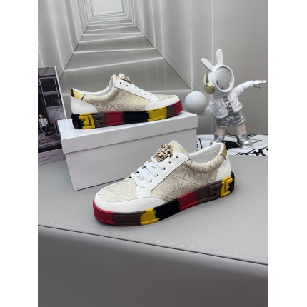 Versace Sneakers For Men in 173964