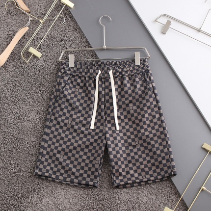 New Arrivals Louis Vuitton Shorts For Men in 173990