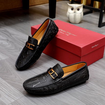 Ferragamo Dress Shoes For Men in 174346