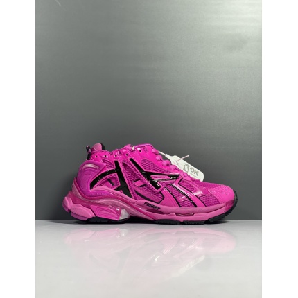 Balenciaga Triple Sneakers in 174432