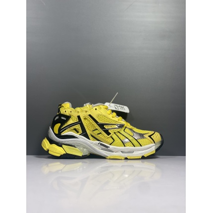 Balenciaga Triple Sneakers in 174438