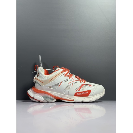 Balenciaga Triple Sneakers in 174447