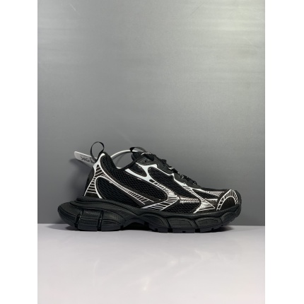 Balenciaga Triple Sneakers in 174465