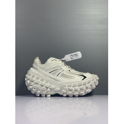 Balenciaga Triple Sneakers in 174468