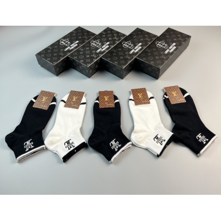 Louis Vuitton Socks in 174538