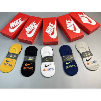 Sports Brand Socks in 174559
