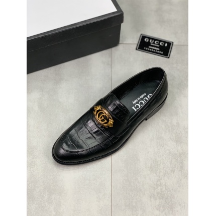 Gucci Dress Shoes For Men in 174745