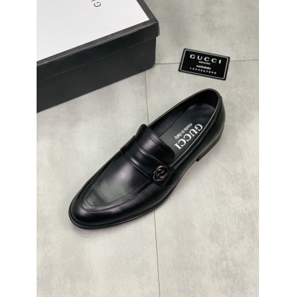 Gucci Dress Shoes For Men in 174748