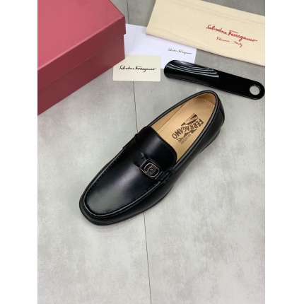 Ferragamo Dress Shoes For Men in 174755