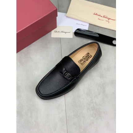Ferragamo Dress Shoes For Men in 174756