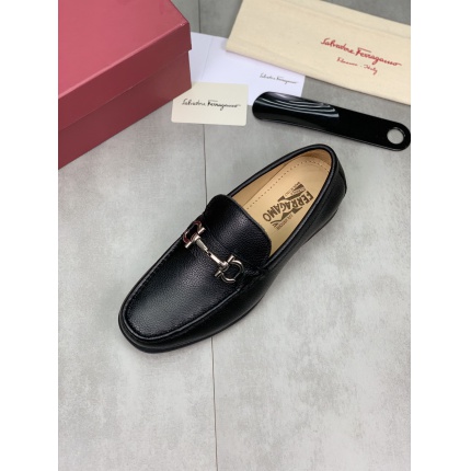 Ferragamo Dress Shoes For Men in 174762