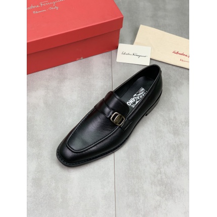 Ferragamo Dress Shoes For Men in 174769