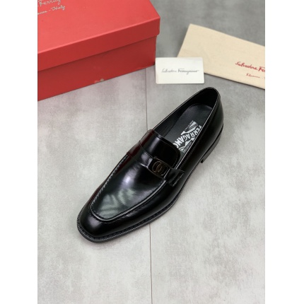 Ferragamo Dress Shoes For Men in 174774