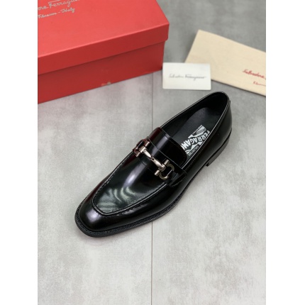 Ferragamo Dress Shoes For Men in 174775