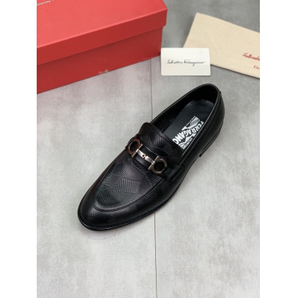 Ferragamo Dress Shoes For Men in 174778
