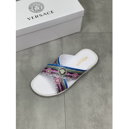 Versace Slippers For Men in 174828