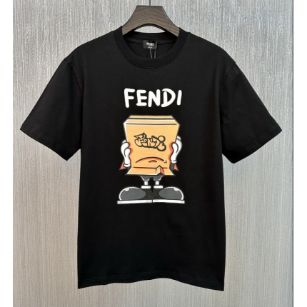 FENDI T-shirts for Men in 175327