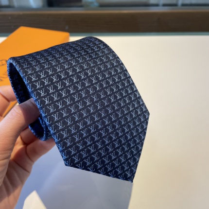 Louis Vuitton Ties in 175897