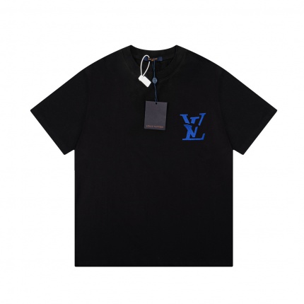 Louis Vuitton T-Shirts in 176183