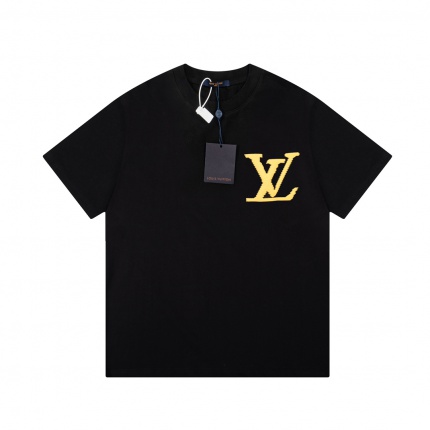 Louis Vuitton T-Shirts in 176185