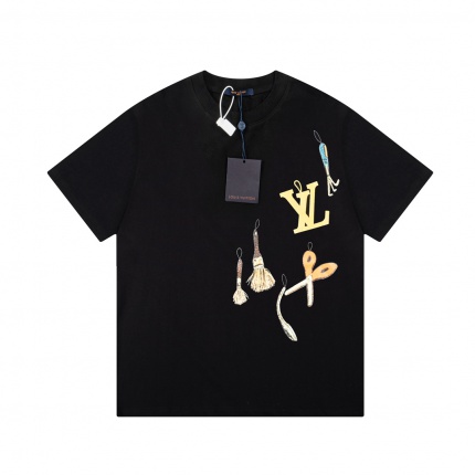 Louis Vuitton T-Shirts in 176198