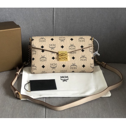 MCM aaa quality Handbags in 177008