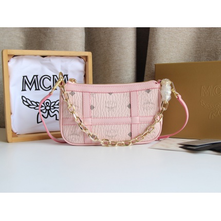 MCM aaa quality Handbags in 177018