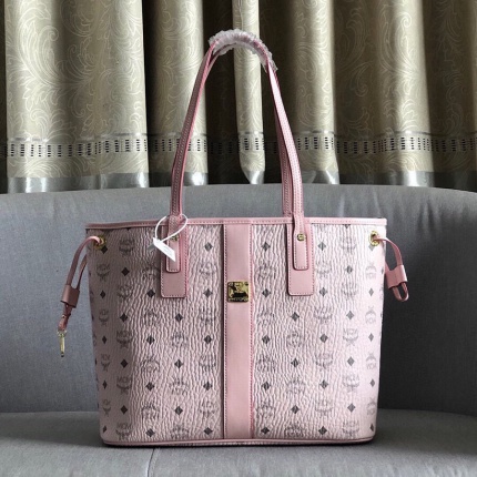 MCM aaa quality Handbags in 177029