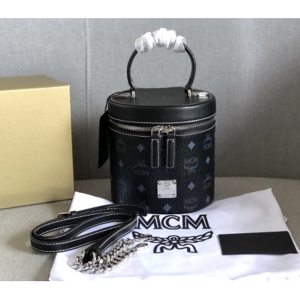 MCM aaa quality Handbags in 177037