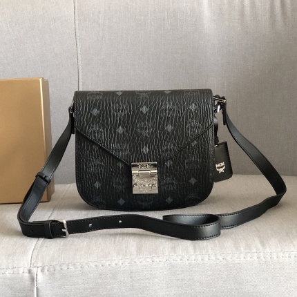 MCM aaa quality Handbags in 177054