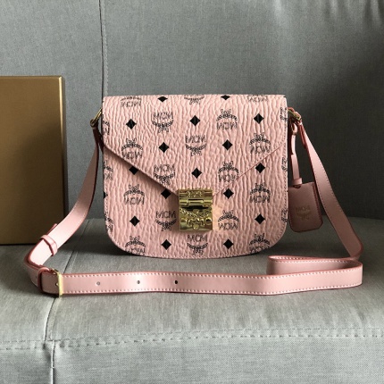 MCM aaa quality Handbags in 177055