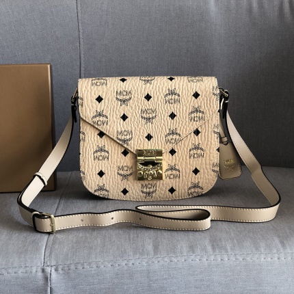 MCM aaa quality Handbags in 177056