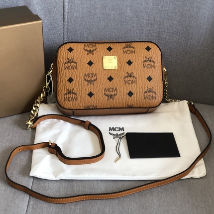 MCM aaa quality Handbags in 177058