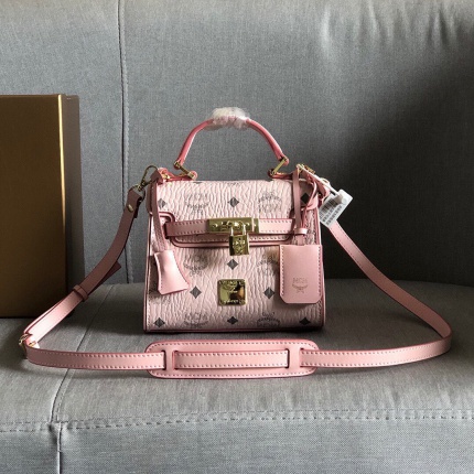 MCM aaa quality Handbags in 177068