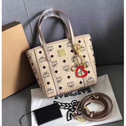 MCM aaa quality Handbags in 177078