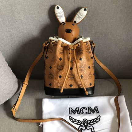 MCM aaa quality Handbags in 177119