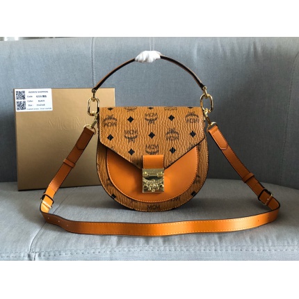 MCM aaa quality Handbags in 177133