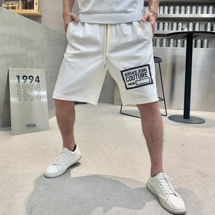 Louis Vuitton Short Pants For Men in 177142