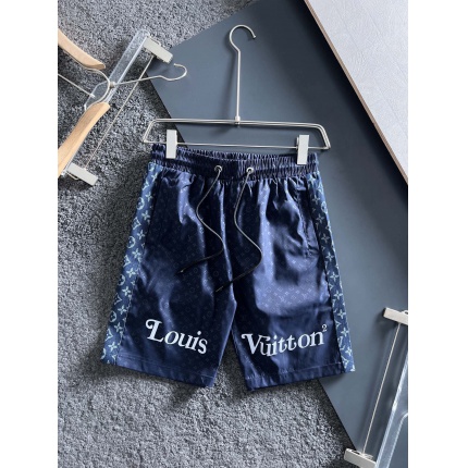 Louis Vuitton Short Pants For Men in 177199