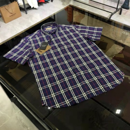 Burberry Short-Sleeved Shirts for Men in 177301