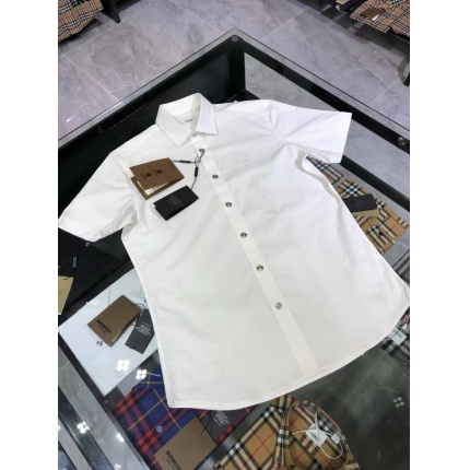 Burberry Short-Sleeved Shirts for Men in 177326